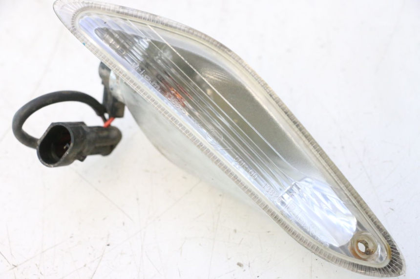 photo de INTERMITENTE TRASERO IZQUIERDO PIAGGIO VESPA PRIMAVERA 2T 50 (2013 - 2018) - Marcados y referencias originales