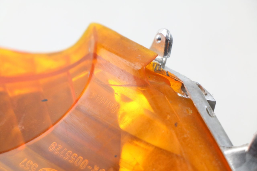 photo de TRASERO IZQUIERDO INTERMITENTE HONDA XLV VARADERO 125 (2000 - 2006) - Zoom estado de uso