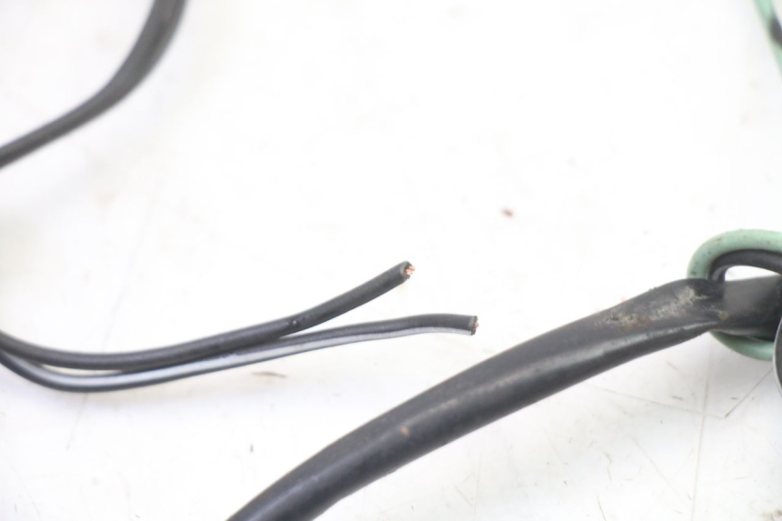 photo de TRASERO INTERMITENTE SUZUKI GSR 750 (2011 - 2017) - Estado de la superficie y material