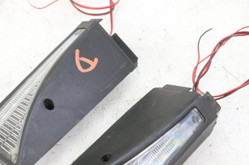 photo de TRASERO INTERMITENTE HITWAY H5 1 - Vista general del producto