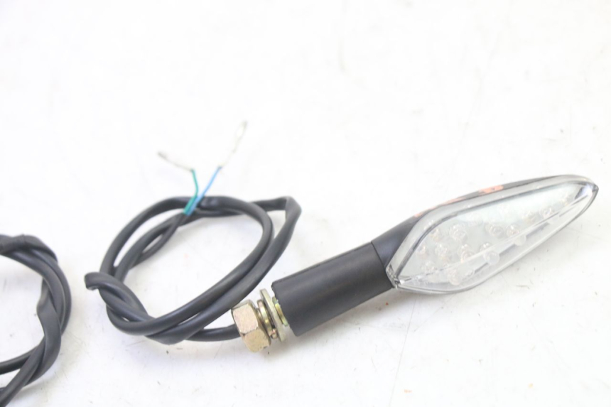 photo de TRASERO INTERMITENTE KIDEN KD125-G 125 (2018 - 2022) - Otra perspectiva