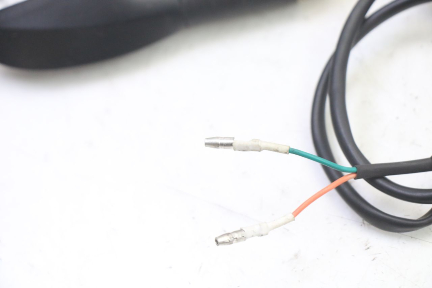 photo de TRASERO INTERMITENTE KIDEN KD125-G 125 (2018 - 2022) - Estado de la superficie y material