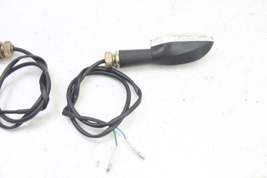 photo de TRASERO INTERMITENTE KIDEN KD125-G 125 (2018 - 2022) - Recambio usado revisado