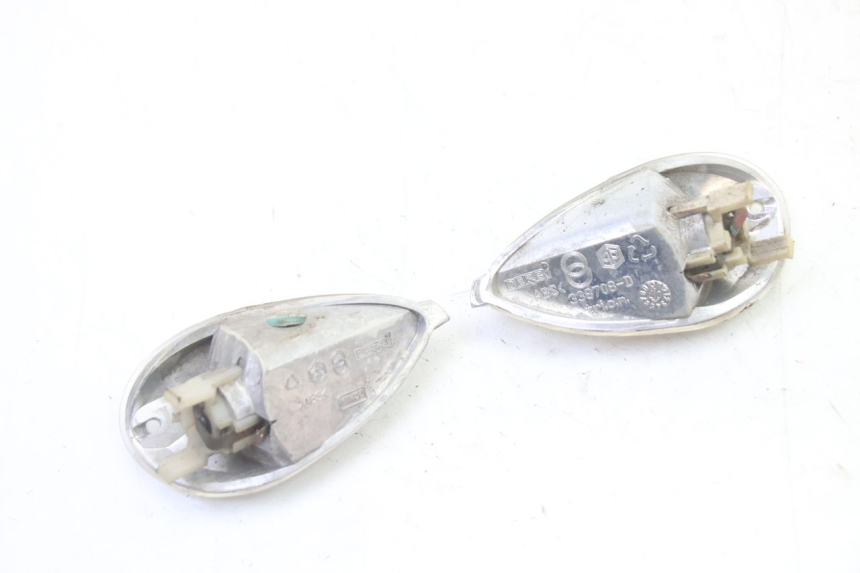 photo de TRASERO INTERMITENTE PIAGGIO LIBERTY 4T 50 (2009 - 2015) - Otra perspectiva