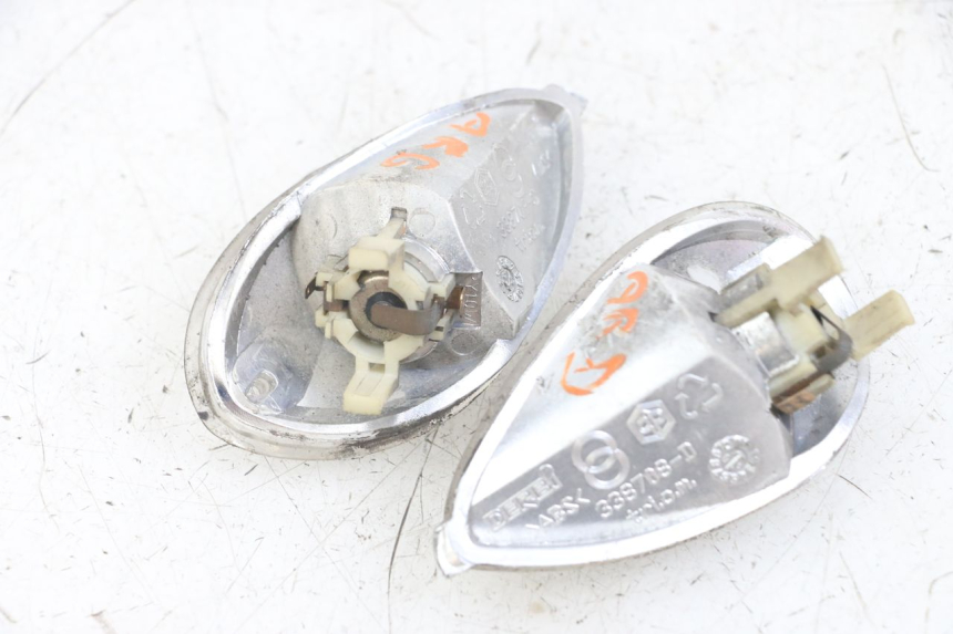 photo de INTERMITENTE TRASERO PIAGGIO LIBERTY 125 (2009 - 2013) - Detalle de la pieza