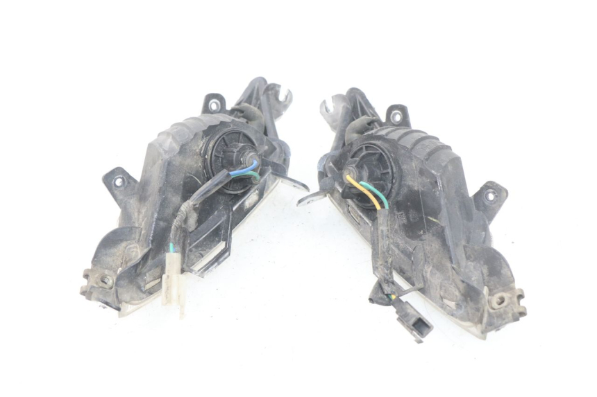 photo de TRASERO INTERMITENTE KYMCO LIKE 2T 50 (2009 - 2018) - Primer plano técnico