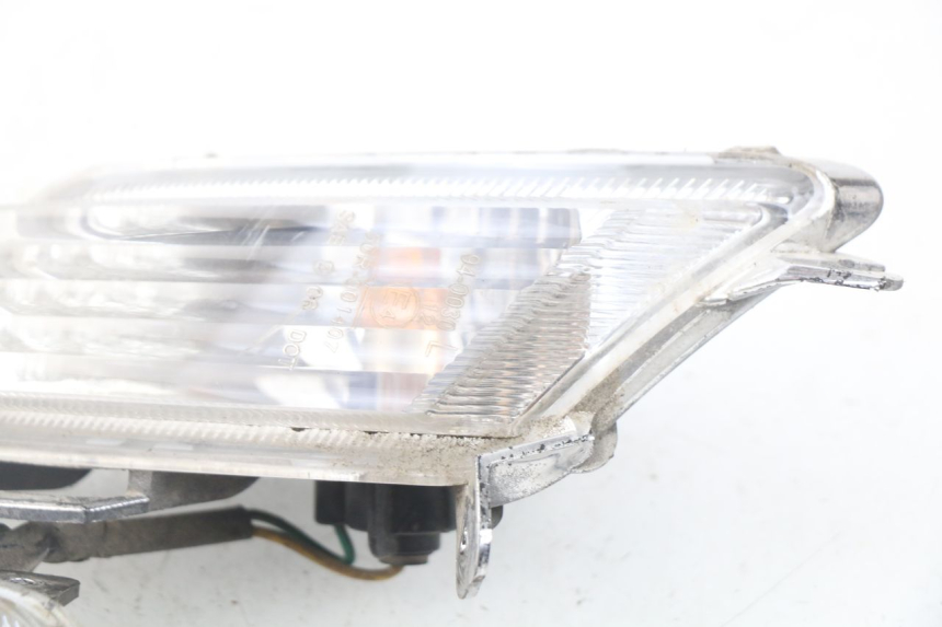 photo de TRASERO INTERMITENTE KYMCO LIKE 2T 50 (2009 - 2018) - Detalles de los puntos de fijación