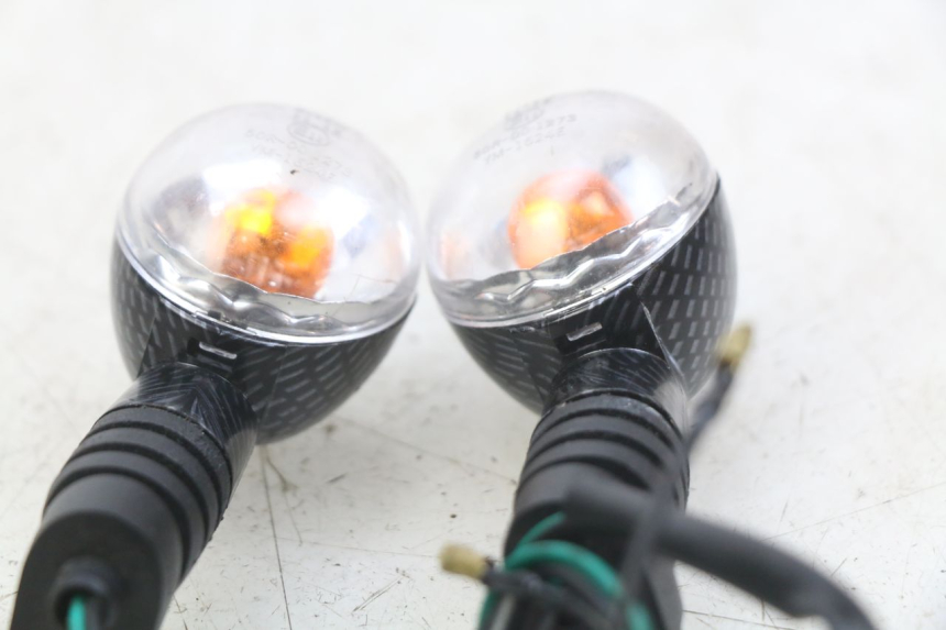 photo de INTERMITENTE TRASERO PEUGEOT LUDIX 50 (2008 - 2017) - Detalle de la pieza