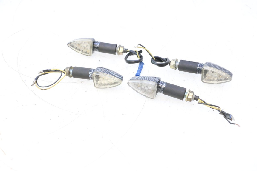 photo de INTERMITENTE TRASERO PEUGEOT LUDIX SNAKE 2T 50 (2004 - 2014) - Vista principal