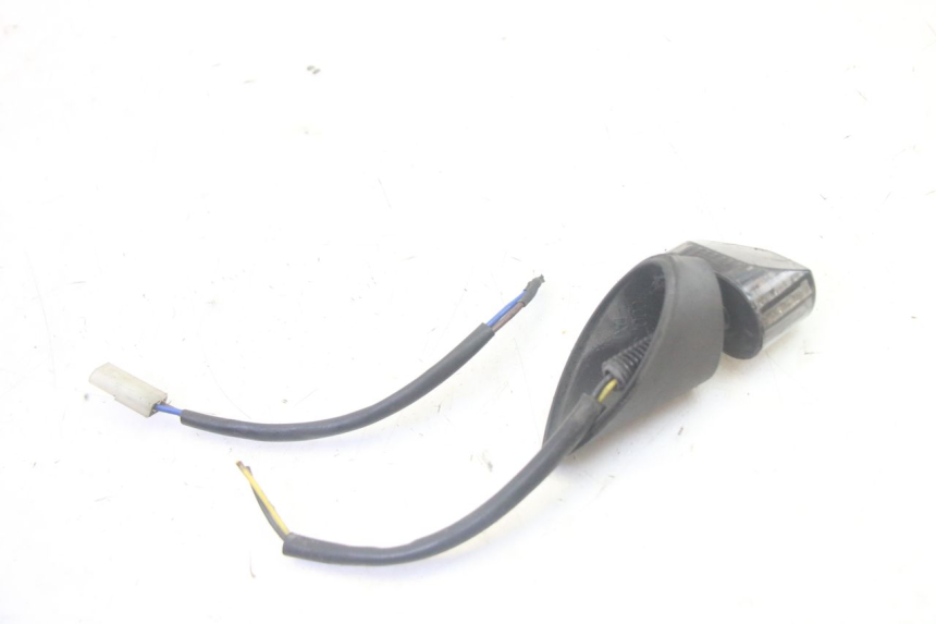 photo de TRASERO INTERMITENTE PIAGGIO MP3 500 (2016 - 2018) - Zoom estado de uso