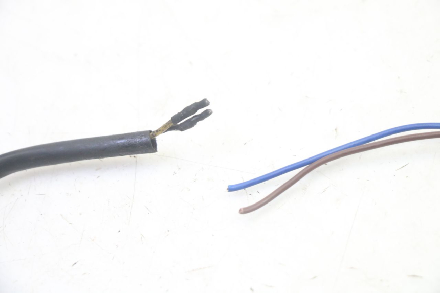 photo de TRASERO INTERMITENTE PIAGGIO MP3 500 (2016 - 2018) - Vista general del producto