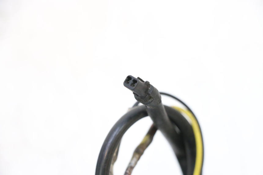 photo de TRASERO INTERMITENTE PIAGGIO MP3 RL 250 (2006 - 2010) - Primer plano técnico