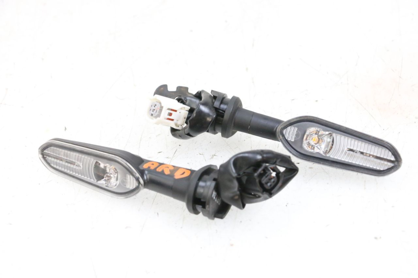 photo de TRASERO INTERMITENTE YAMAHA NEO'S CORE 1 (2022 - 2026) - Vista principal