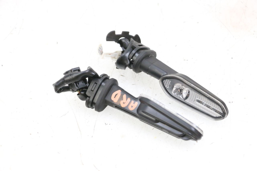 photo de TRASERO INTERMITENTE YAMAHA NEO'S CORE 1 (2022 - 2026) - Vista general del producto