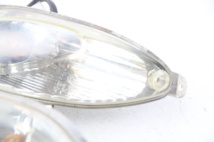 photo de TRASERO INTERMITENTE DAELIM S4 50 (2010 - 2015) - Marcados y referencias originales