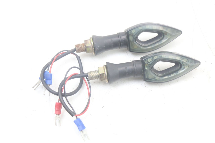 photo de INTERMITENTE TRASERO DERBI SENDA SM X-TREME 50 (2006 - 2010) - Zoom estado de uso