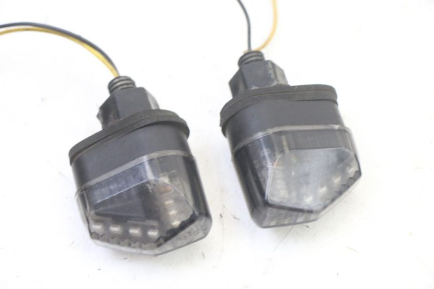 photo de TRASERO INTERMITENTE APRILIA SR 2T 50 (2018 - 2022) - Detalle de la pieza