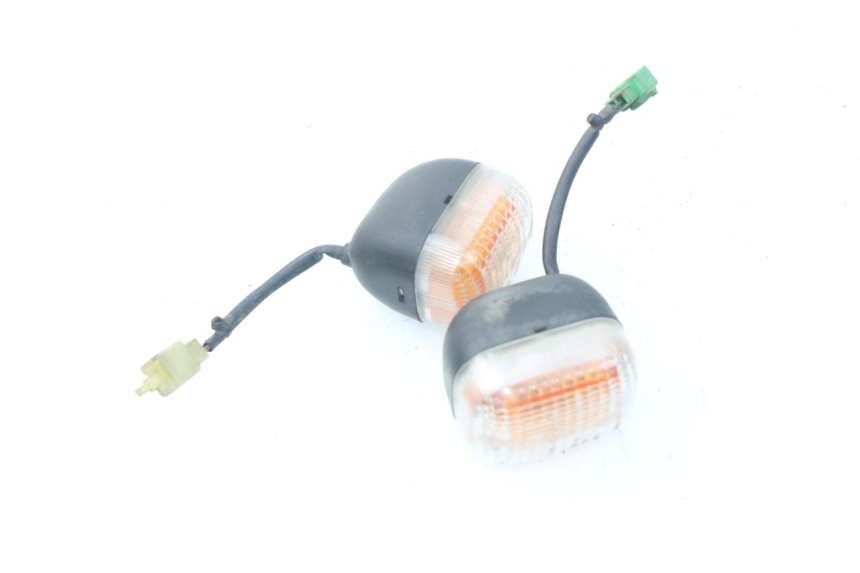 photo de TRASERO INTERMITENTE MBK STUNT NAKED 50 (2004 - 2018) - Detalle de la pieza