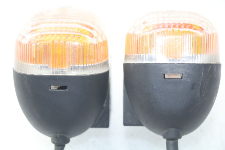 photo de TRASERO INTERMITENTE MBK STUNT NAKED 50 (2004 - 2018) - Otra perspectiva