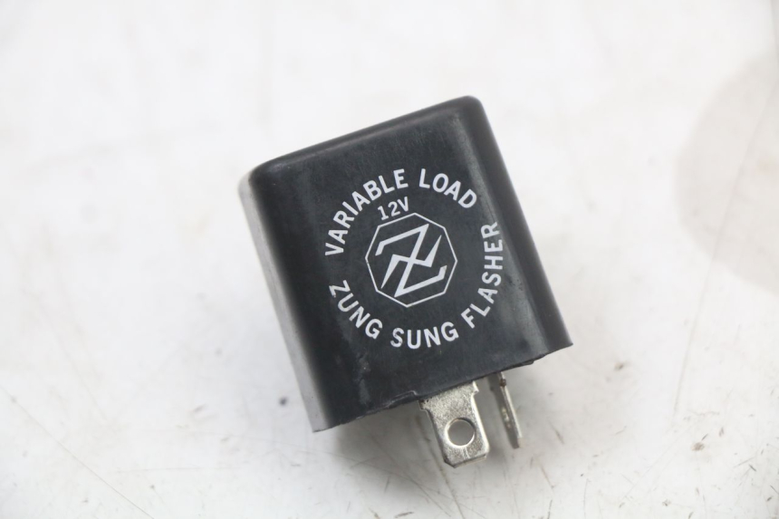 photo de TRASERO INTERMITENTE SUZUKI GS F 500 (2004 - 2007) - Zoom estado de uso