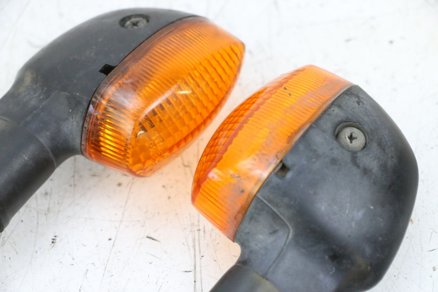 photo de TRASERO INTERMITENTE YAMAHA TDM ABS 900 (2002 - 2014) - Detalle de la pieza