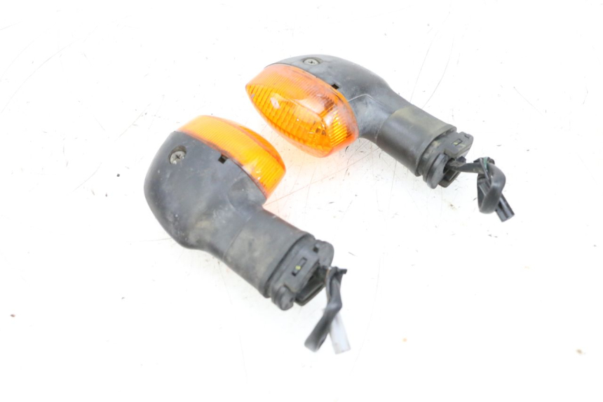 photo de TRASERO INTERMITENTE YAMAHA TDM ABS 900 (2002 - 2014) - Zoom estado de uso