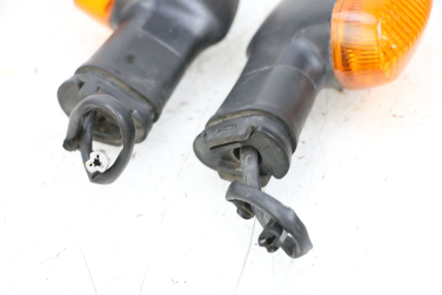 photo de TRASERO INTERMITENTE YAMAHA TDM ABS 900 (2002 - 2014) - Vista general del producto