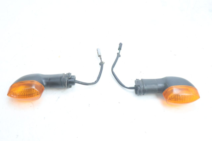 photo de TRASERO INTERMITENTE YAMAHA TDM ABS 900 (2002 - 2014) - Vista principal