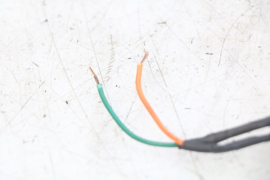 photo de INTERMITENTE TRASERO DAELIM VL DAYSTAR 125 (2000 - 2011) - Detalles de los puntos de fijación