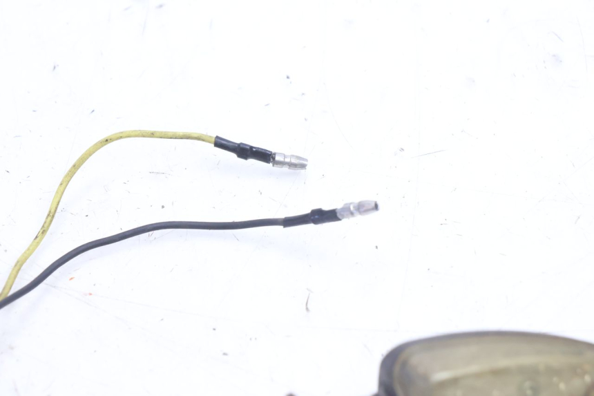photo de TRASERO INTERMITENTE YAMAHA XJR 1300 (1998 - 2002) - Primer plano técnico