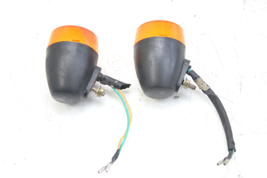 photo de INTERMITENTE DELANTERO KYMCO AGILITY 4T 50 (2005 - 2018) - Zoom estado de uso