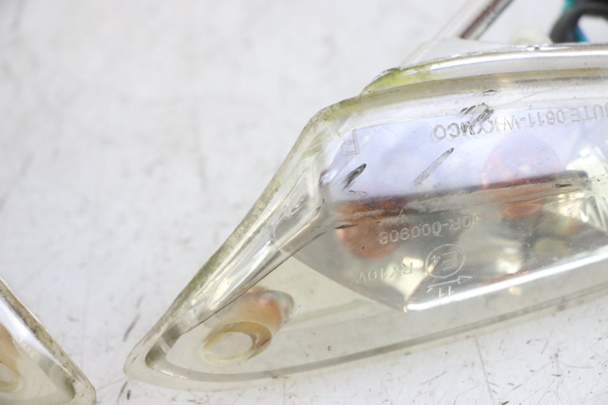 photo de INTERMITENTE DELANTERO KYMCO AGILITY 4T 50 (2018 - 2022) - Marcados y referencias originales