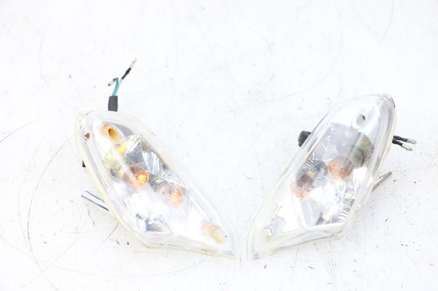 photo de INTERMITENTE DELANTERO KYMCO AGILITY 4T 50 (2018 - 2022) - Vista principal