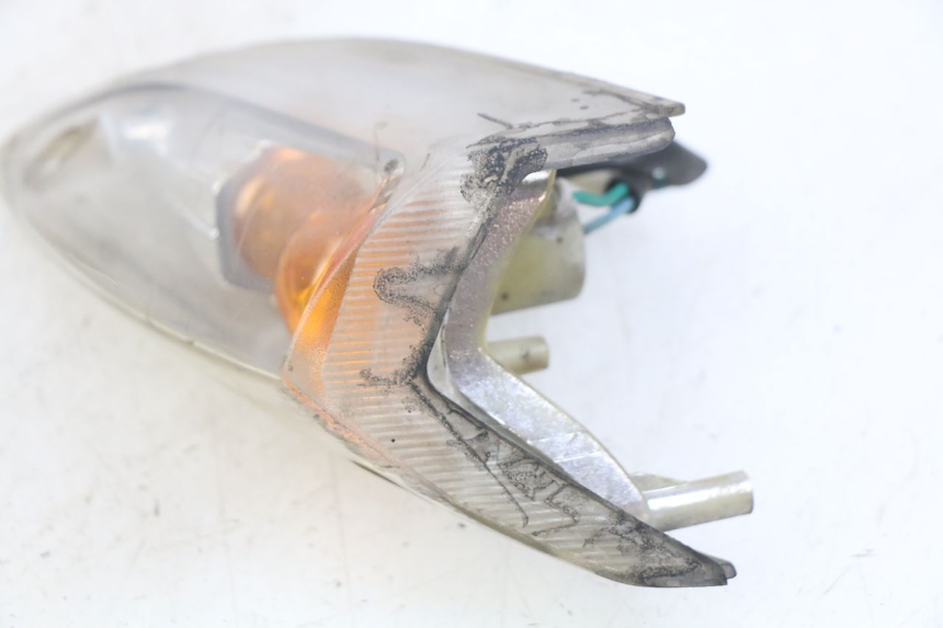 photo de INTERMITENTE DELANTERO KYMCO AGILITY RS 4T 50 (2009 - 2013) - Estado de la superficie y material