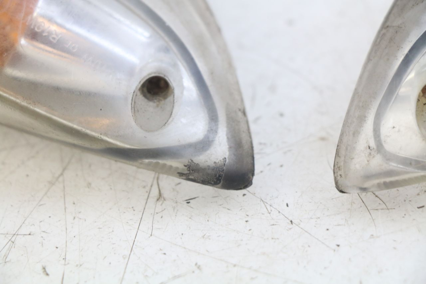 photo de INTERMITENTE DELANTERO KYMCO AGILITY RS 4T 50 (2009 - 2013) - Recambio usado revisado