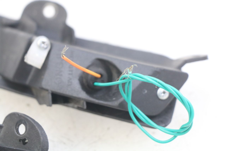 photo de INTERMITENTE DELANTERO ORCAL CAVARO 4T 50 (2019 - 2023) - Otra perspectiva