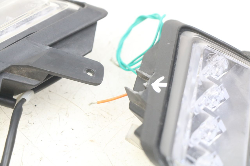 photo de INTERMITENTE DELANTERO ORCAL CAVARO 4T 50 (2019 - 2023) - Vista general del producto