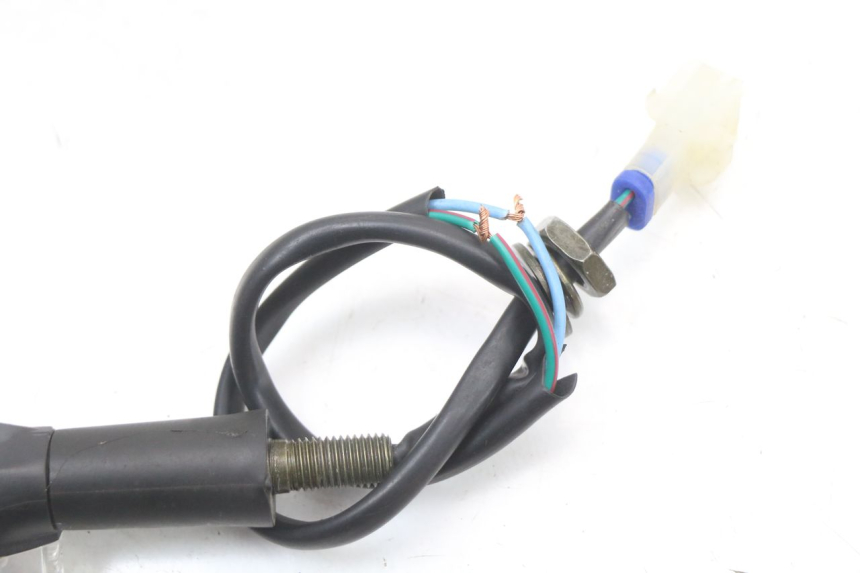 photo de DELANTERO DERECHO INTERMITENTE E-MAX 80L 1 (2011 - 2014) - Primer plano técnico