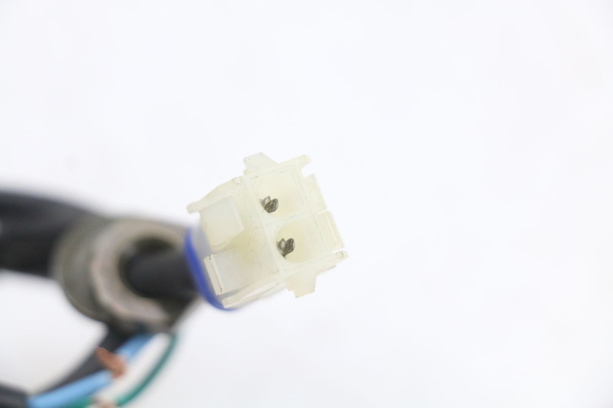 photo de DELANTERO DERECHO INTERMITENTE E-MAX 80L 1 (2011 - 2014) - Detalles de los puntos de fijación