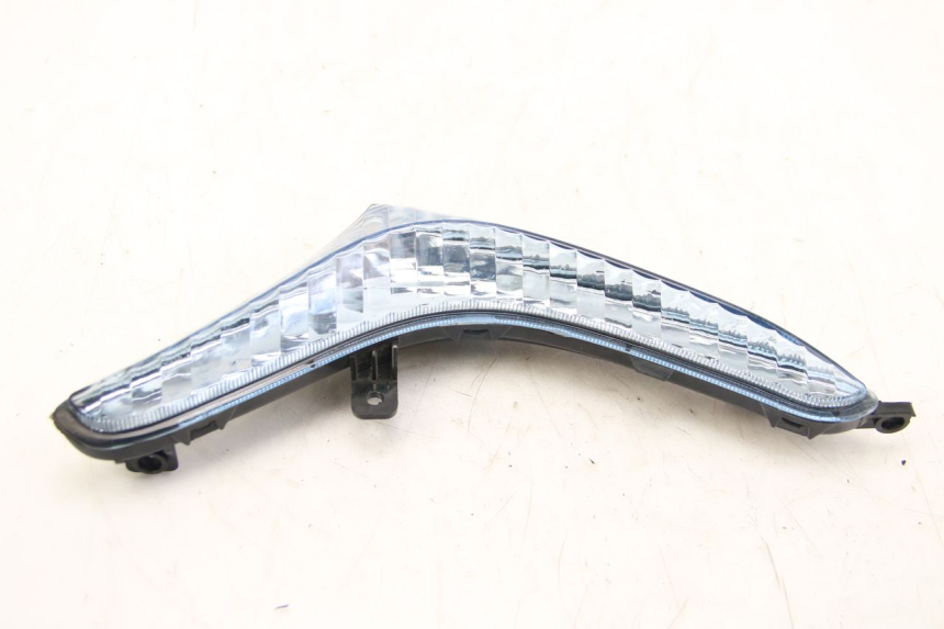 photo de INTERMITENTE DELANTERO DERECHO ECCITY ARTELEC 670 1 (2013 - 2017) - Detalle de la pieza