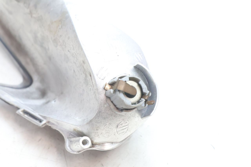 photo de DELANTERO DERECHO INTERMITENTE APRILIA ATLANTIC S 125 (2010 - 2013) - Vista general del producto