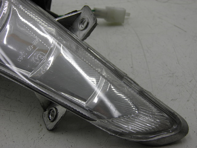 photo de DELANTERO DERECHO INTERMITENTE BENZHOU YY50QT31 VINTAGE 50 (2009 - 2012) - Otra perspectiva