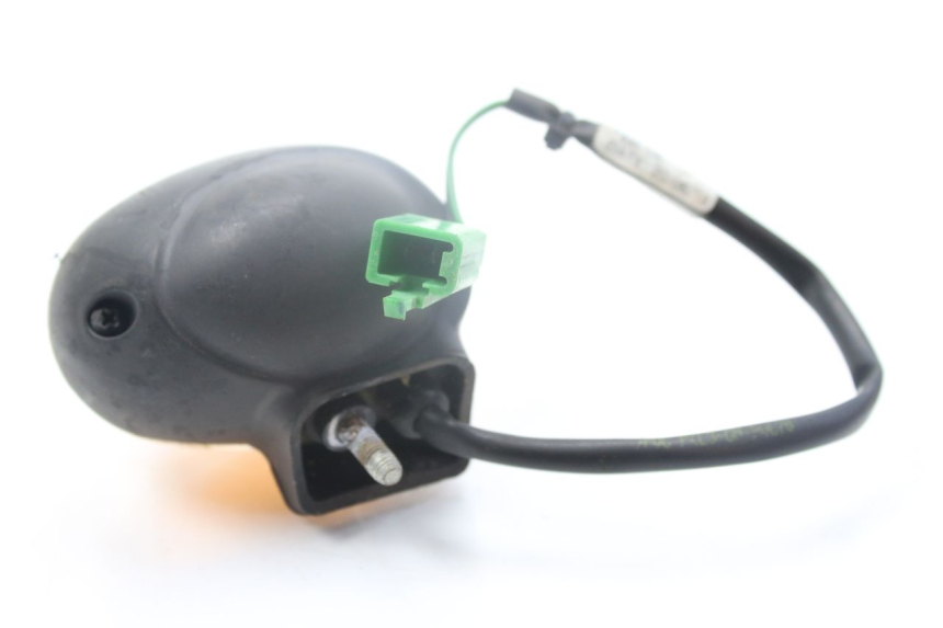 photo de INTERMITENTE DELANTERO DERECHO YAMAHA BW'S EASY 50 (2013 - 2016) - Detalle de la pieza