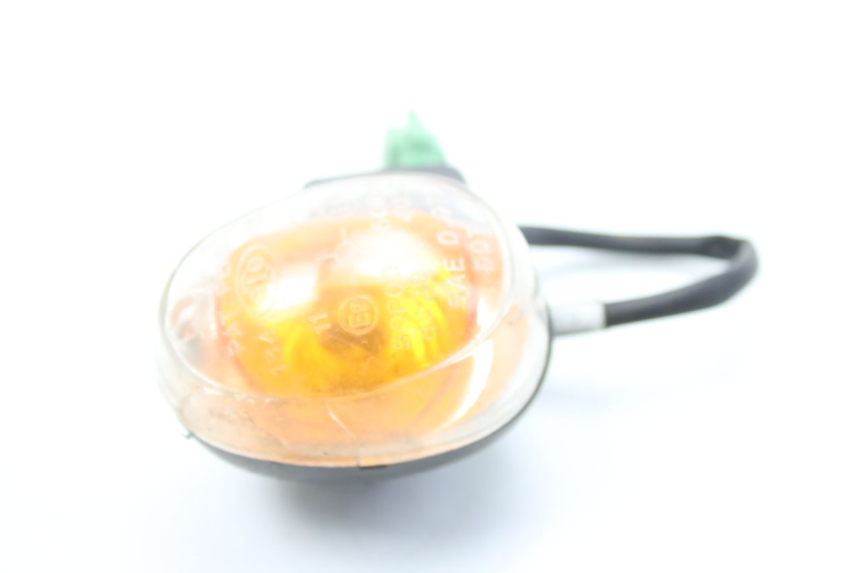 photo de INTERMITENTE DELANTERO DERECHO YAMAHA BW'S EASY 50 (2013 - 2016) - Detalles de los puntos de fijación