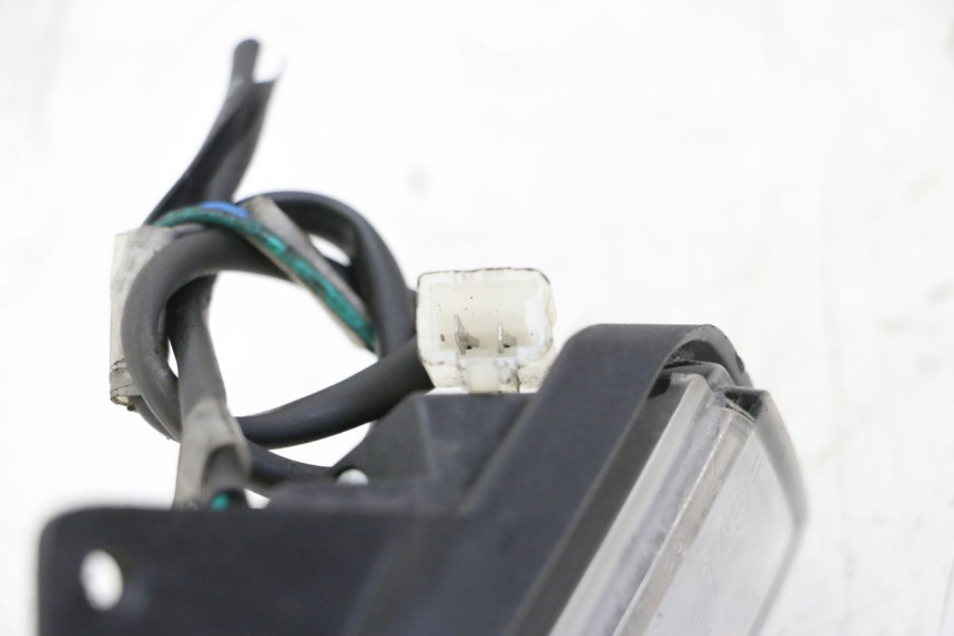 photo de DELANTERO DERECHO INTERMITENTE ORCAL CAVARO 4T 50 (2019 - 2023) - Otra perspectiva