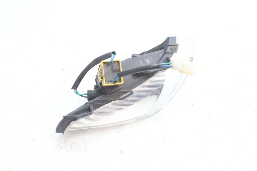 photo de DELANTERO DERECHO INTERMITENTE PEUGEOT CITYSTAR 2T 50 (2018 - 2021) - Detalles de los puntos de fijación