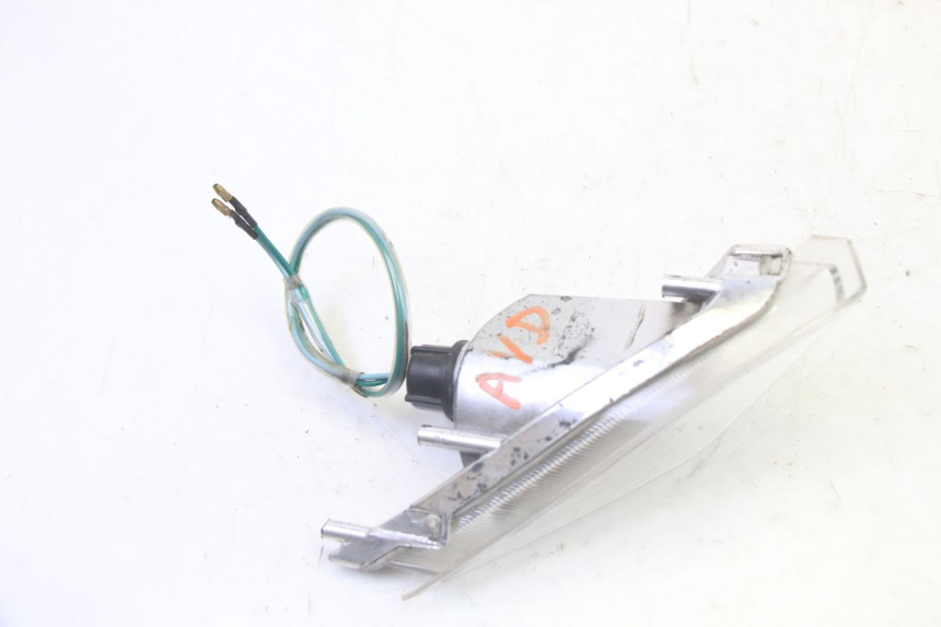 photo de INTERMITENTE DELANTERO DERECHO SYM CROX 4T 50 (2016 - 2023) - Otra perspectiva