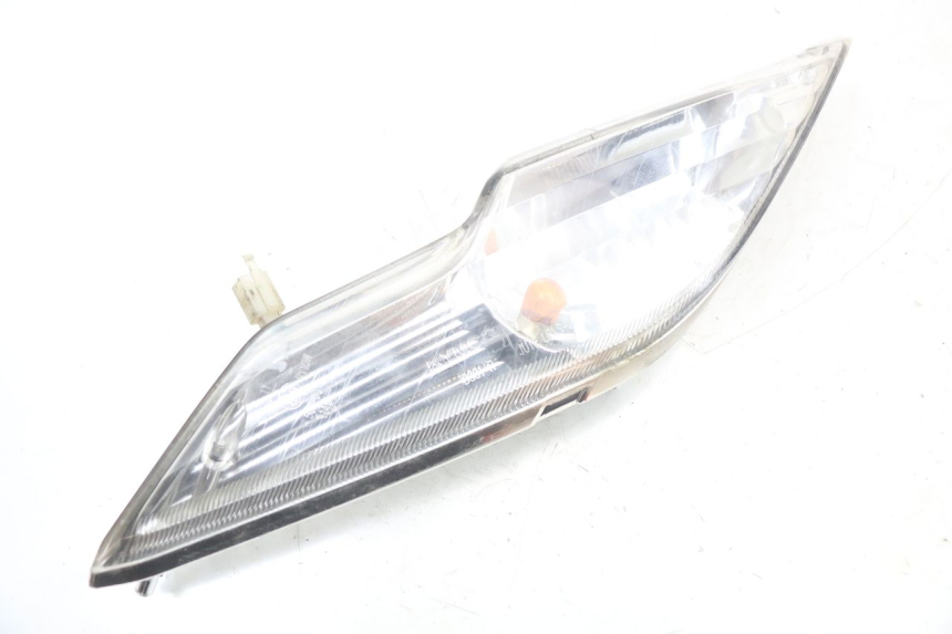 photo de INTERMITENTE DELANTERO DERECHO KYMCO DINK 4T 50 (2007 - 2018) - Otra perspectiva