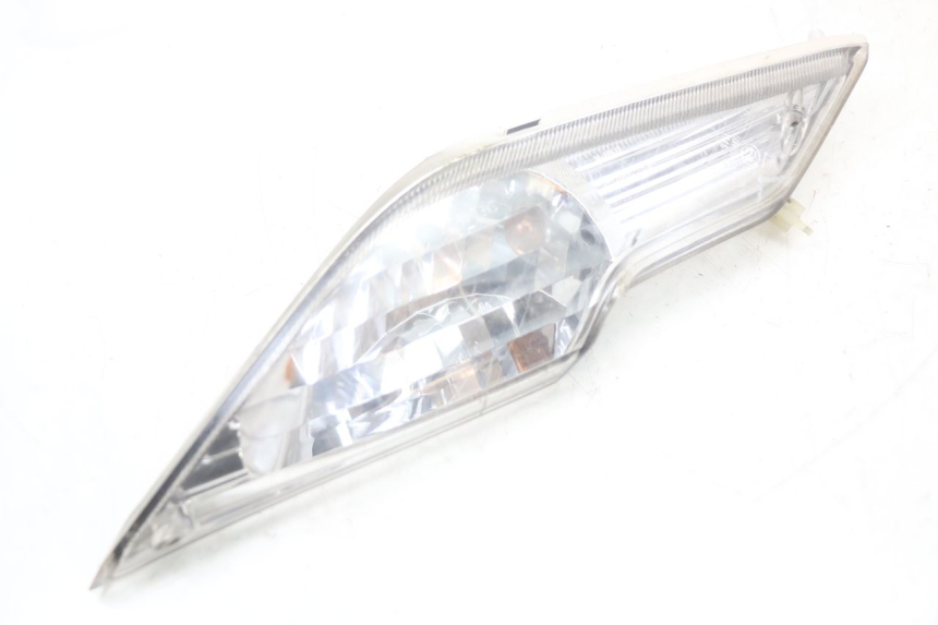 photo de INTERMITENTE DELANTERO DERECHO KYMCO DINK 4T 50 (2007 - 2018) - Detalles de los puntos de fijación