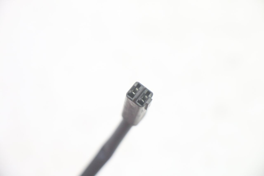 photo de DELANTERO DERECHO INTERMITENTE SUZUKI DL V STROM 1000 (2002 - 2007) - Primer plano técnico